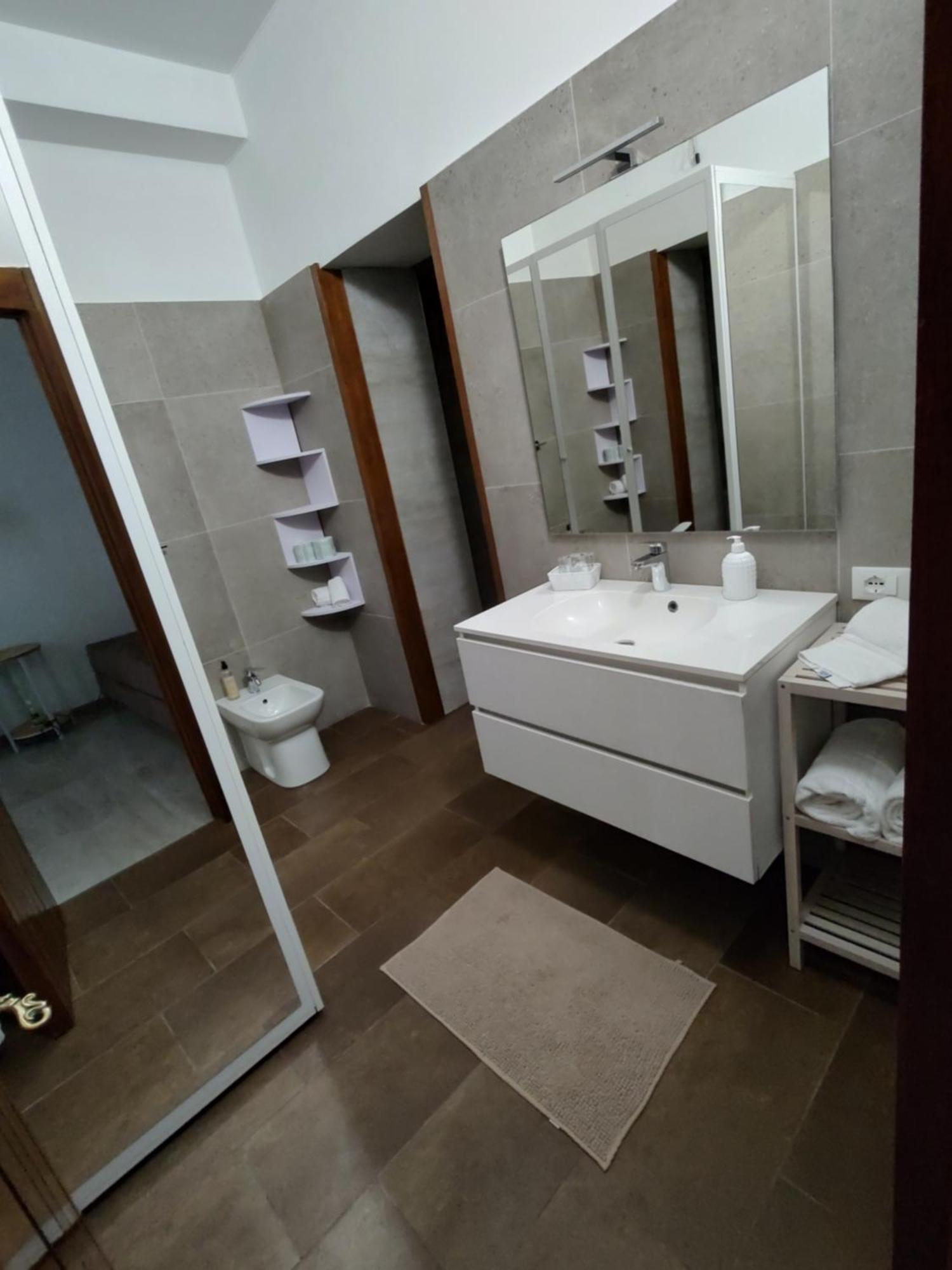 Verona Relax & Stay Rooms מראה חיצוני תמונה